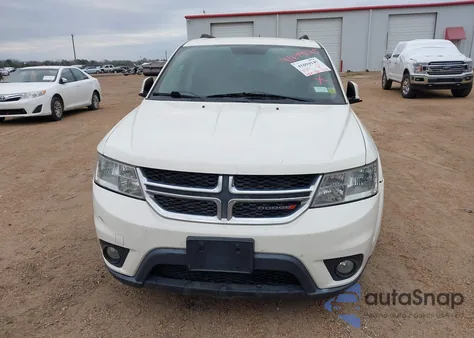 2013 Dodge Journey Sxt z USA, uszkodzony, nr VIN 3C4PDDBG1DT593235